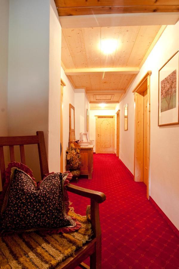 Pension Enzian Badia  Exterior foto