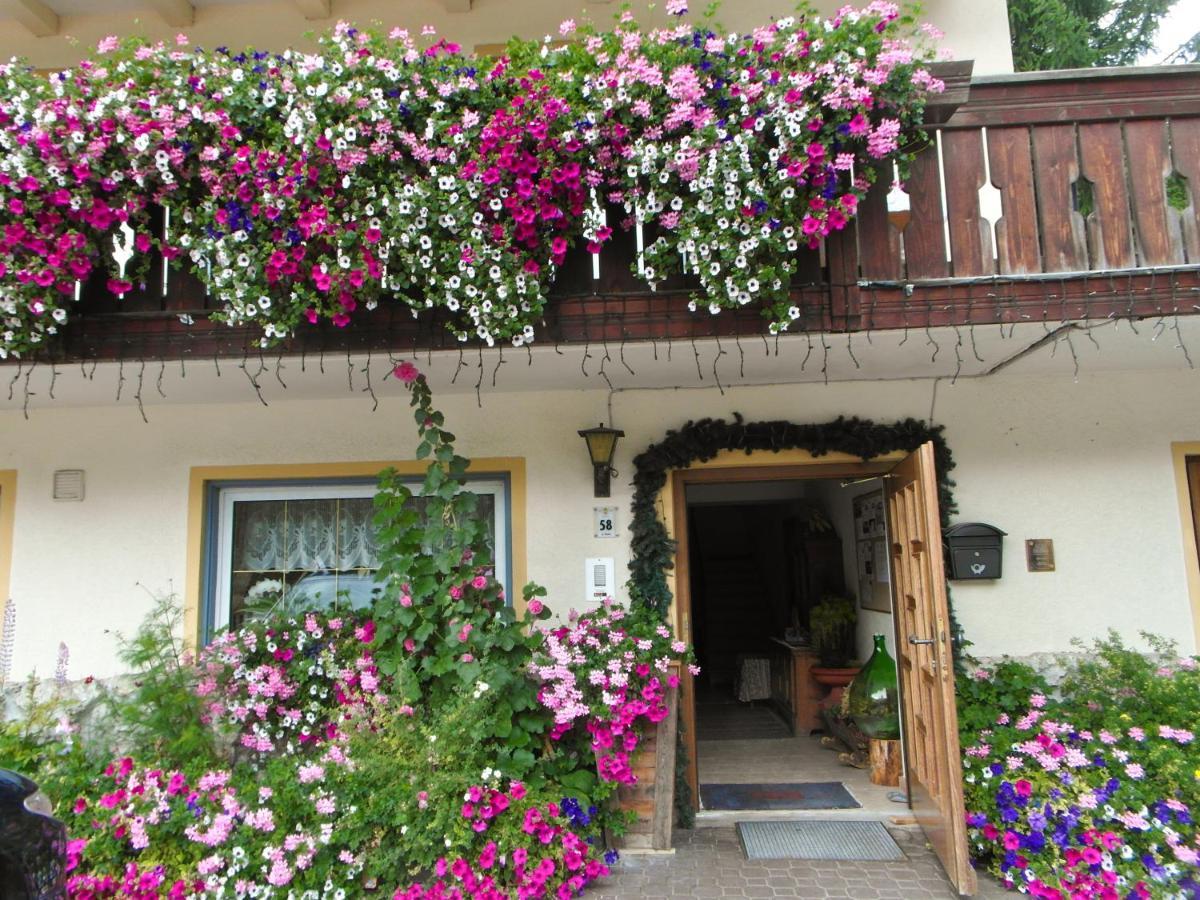 Pension Enzian Badia  Exterior foto